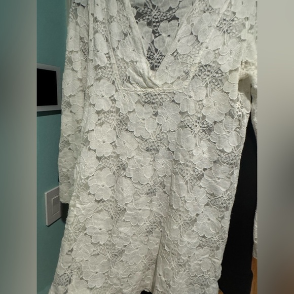 Chic White Lace Swim Coverup J Valdi - Picture 4 of 4